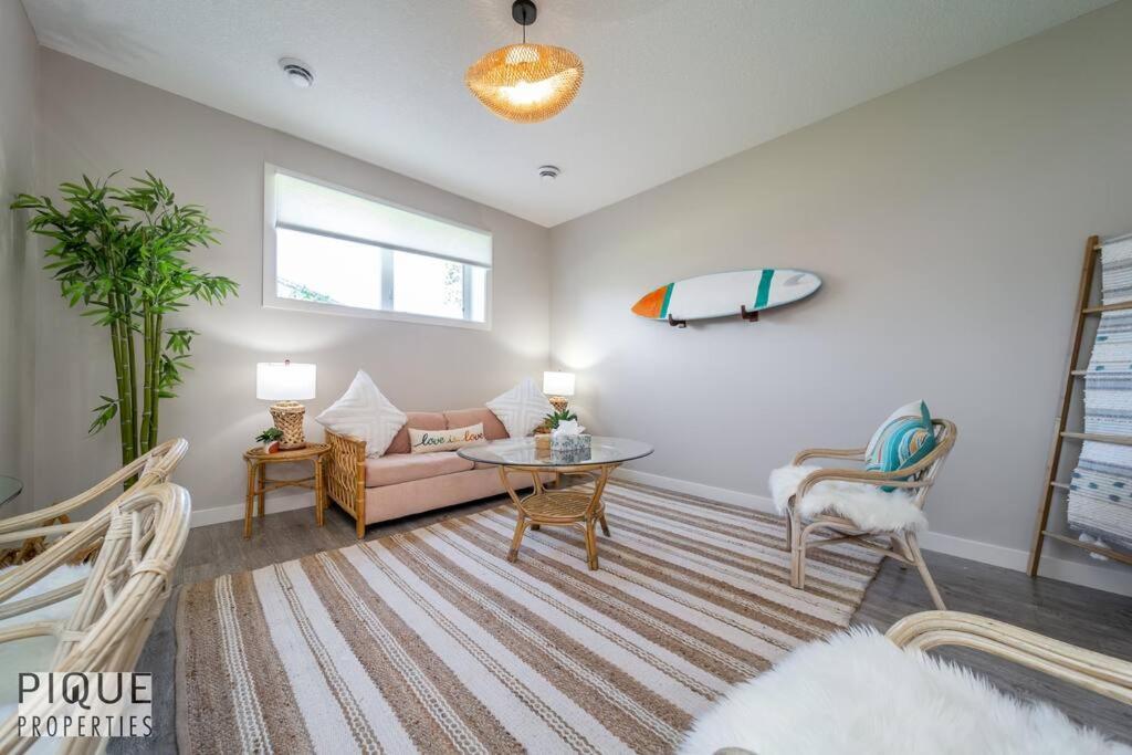 Apartment Boho Chic - Long - Fireplace - Garage Edmonton